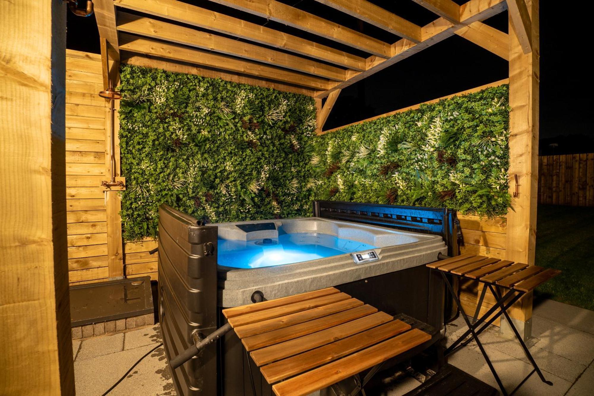 Cottage With Hot Tub Near Knockhill Saline Eksteriør bilde